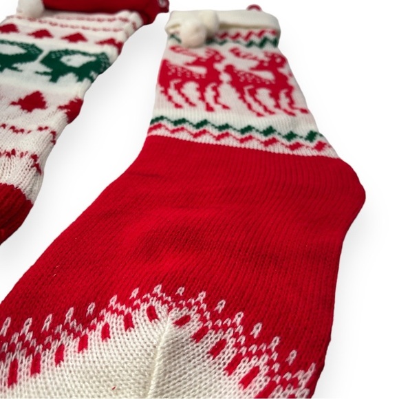 Christmas Stockings Knit with Pom Poms Set of 2 Woven Vintage Wreath Reindeer - Picture 3 of 6